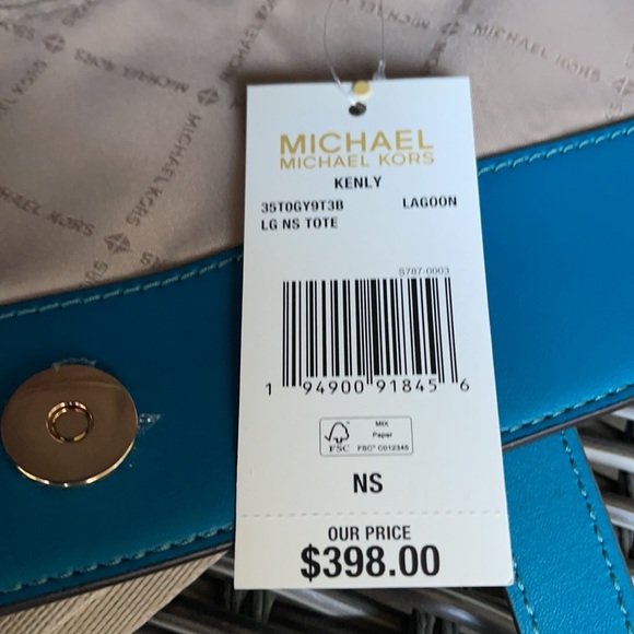Michael Kors Kenly Large Tote - Picture 9 of 16